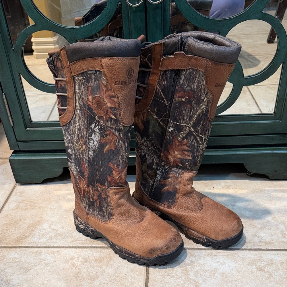 Game Winner Men’s Camouflage Outdoor Boots Size 10